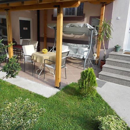 Guest House Via Bitola Exteriör bild