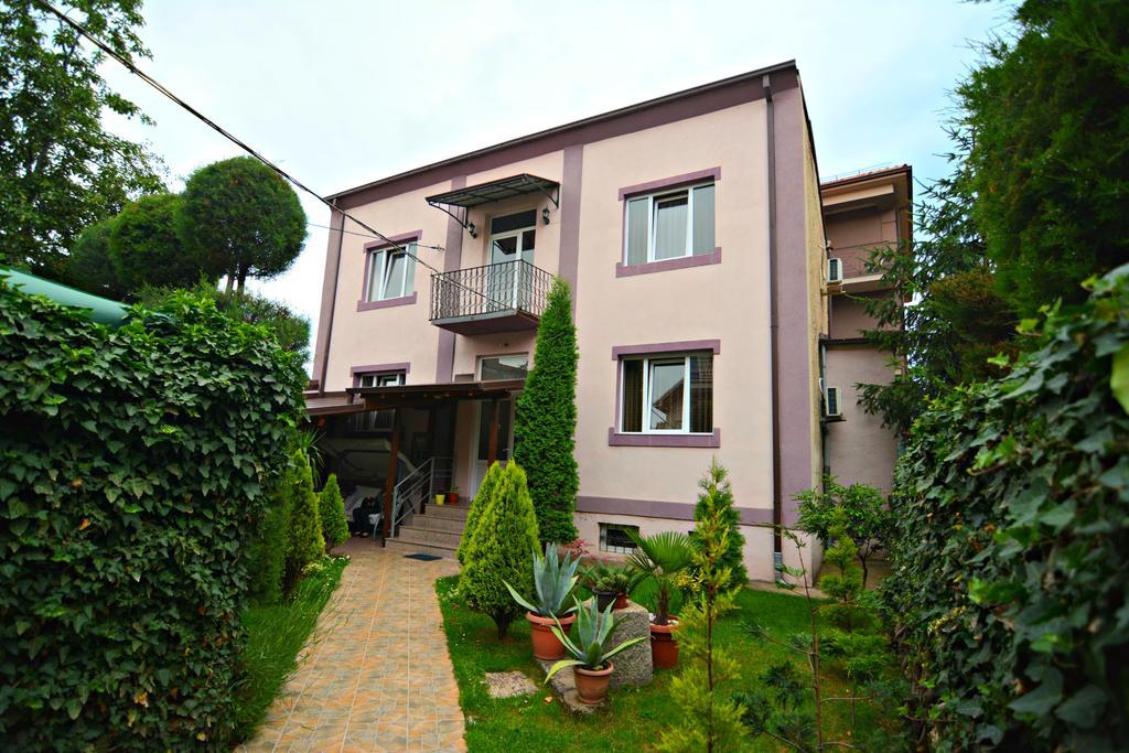 Guest House Via Bitola Exteriör bild