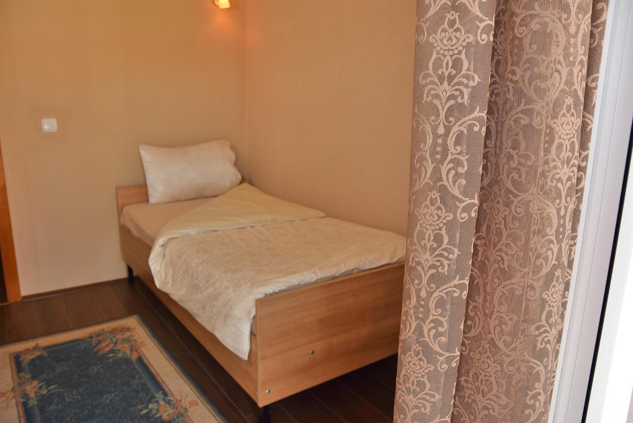 Guest House Via Bitola Exteriör bild